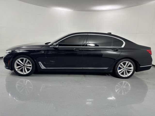 Used 2016 BMW 750i xDrive AWD/4WD image 30