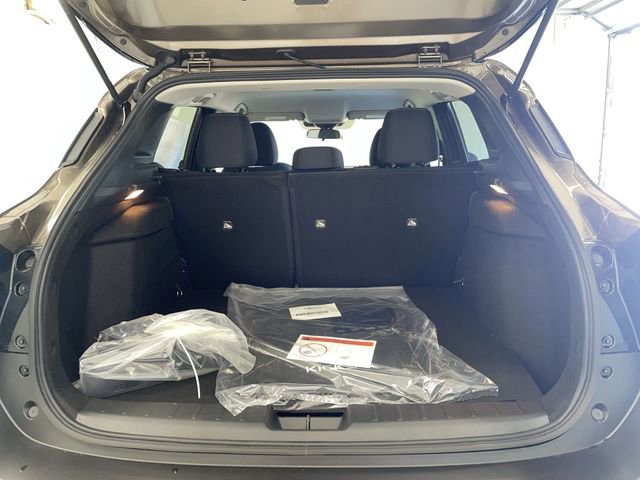 New 2026 Nissan Kicks SV w/ Cold Weather Package image 15