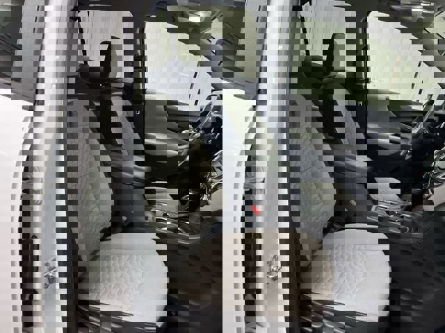 Used 2021 Chevrolet Equinox LS w/ LS Convenience Package image 26