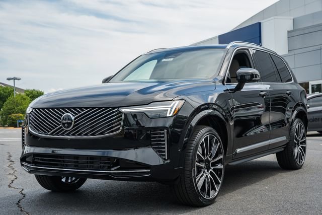 New 2026 Volvo XC90 B6 Plus w/ Protection Package Premier AWD/4WD image 3