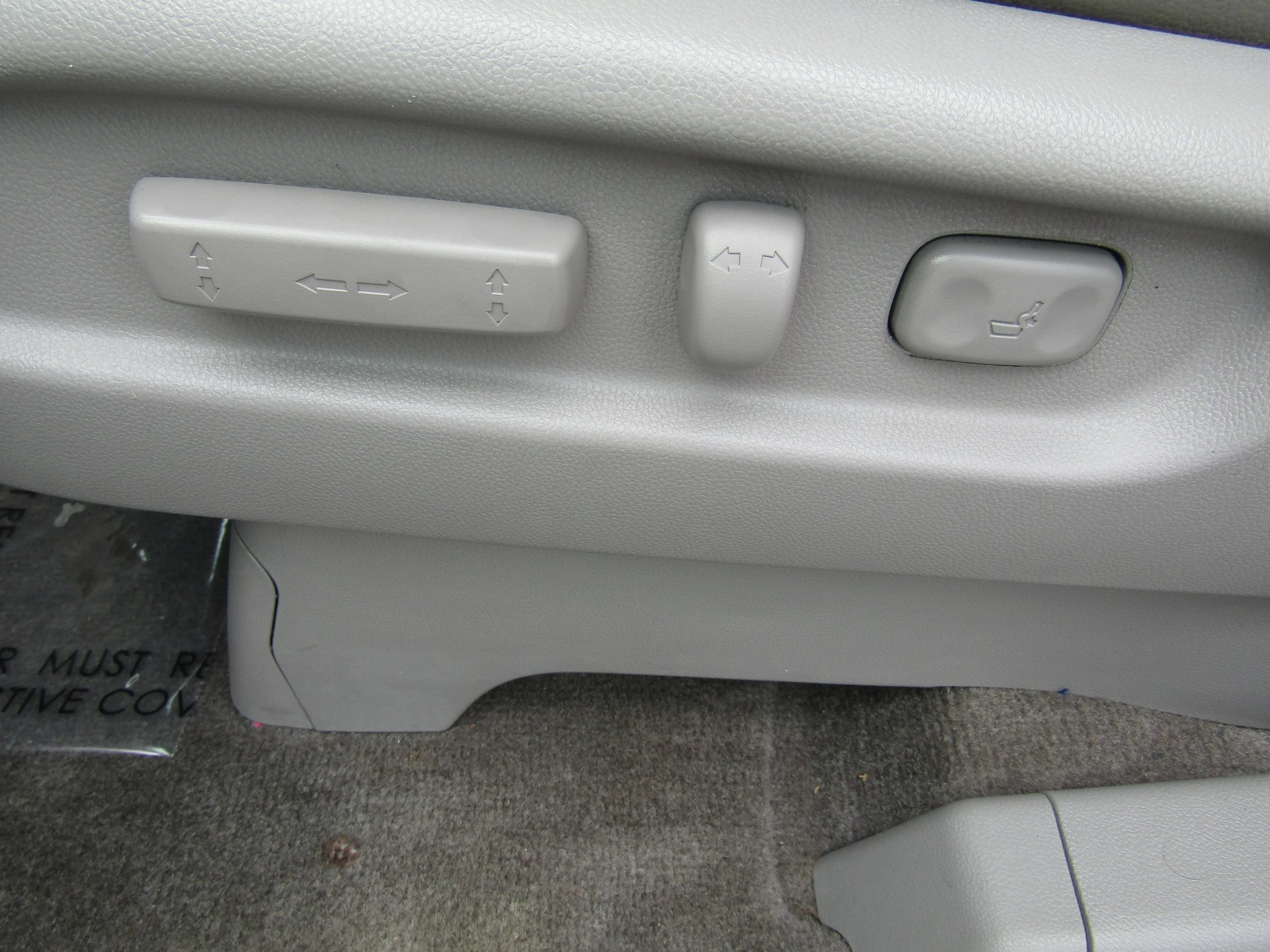 Used 2012 Honda Odyssey Touring image 16