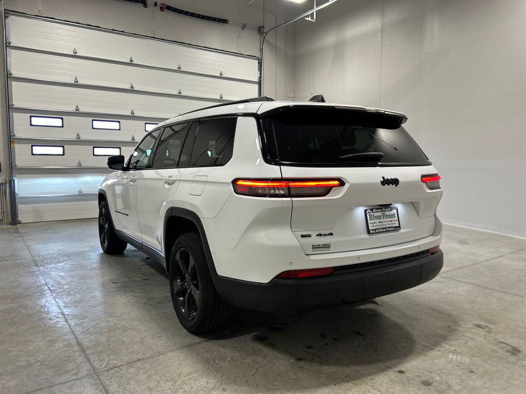 Used 2022 Jeep Grand Cherokee L Laredo AWD/4WD image 8