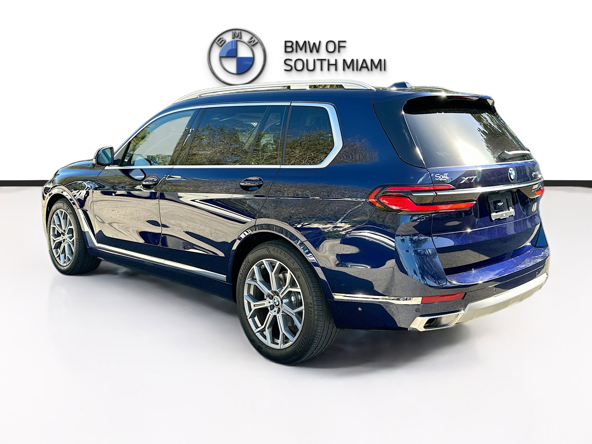 Certified 2023 BMW X7 xDrive40i image 5