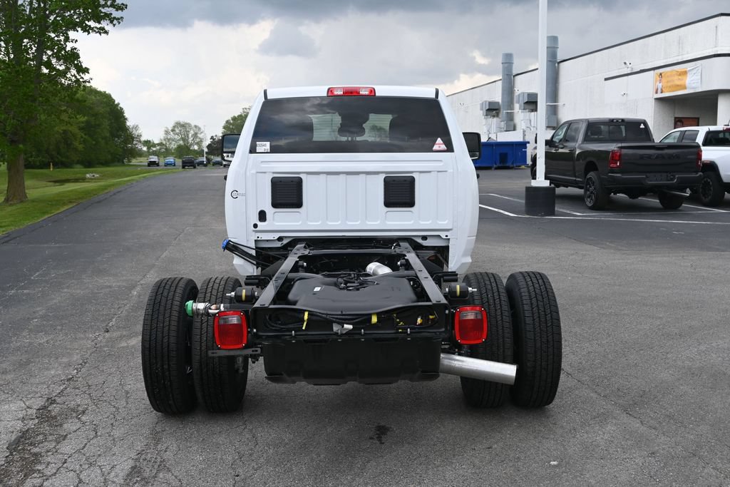 New 2026 RAM 3500 Tradesman AWD/4WD image 5