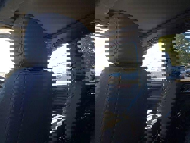 New 2026 GMC Yukon XL Denali w/ Sun & Power Step Package image 8