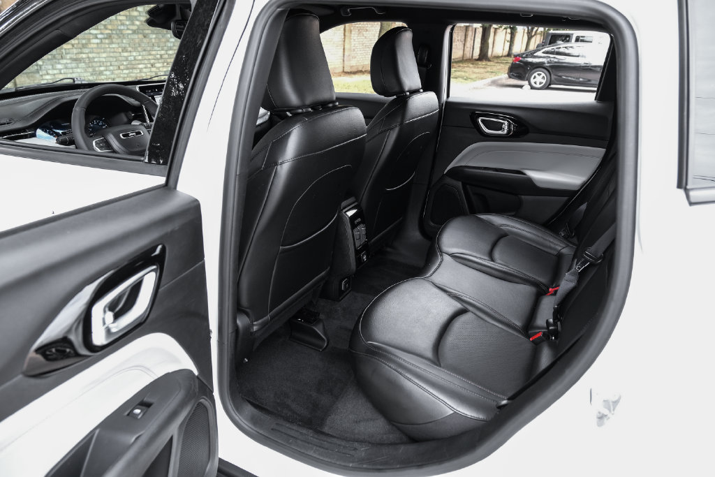 Used 2023 Jeep Compass Limited AWD/4WD image 51