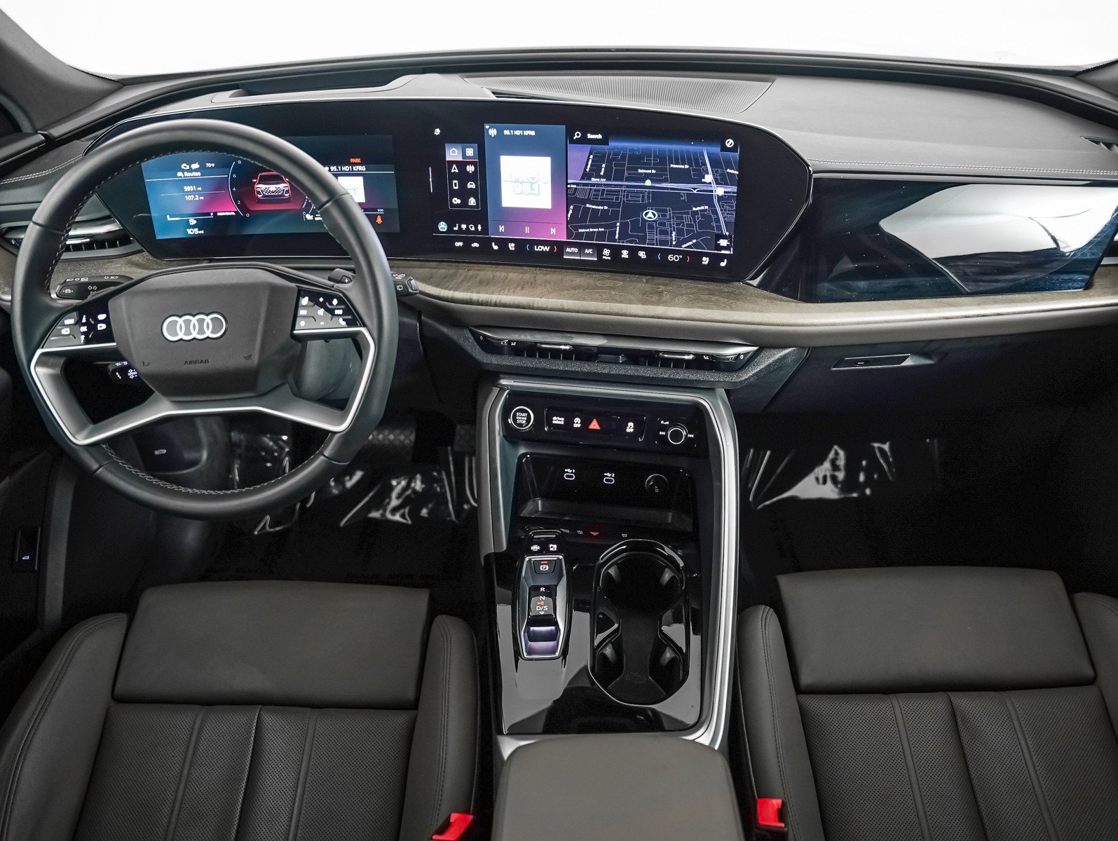 Certified 2025 Audi Q5 Premium w/ Premium Plus AWD/4WD image 9