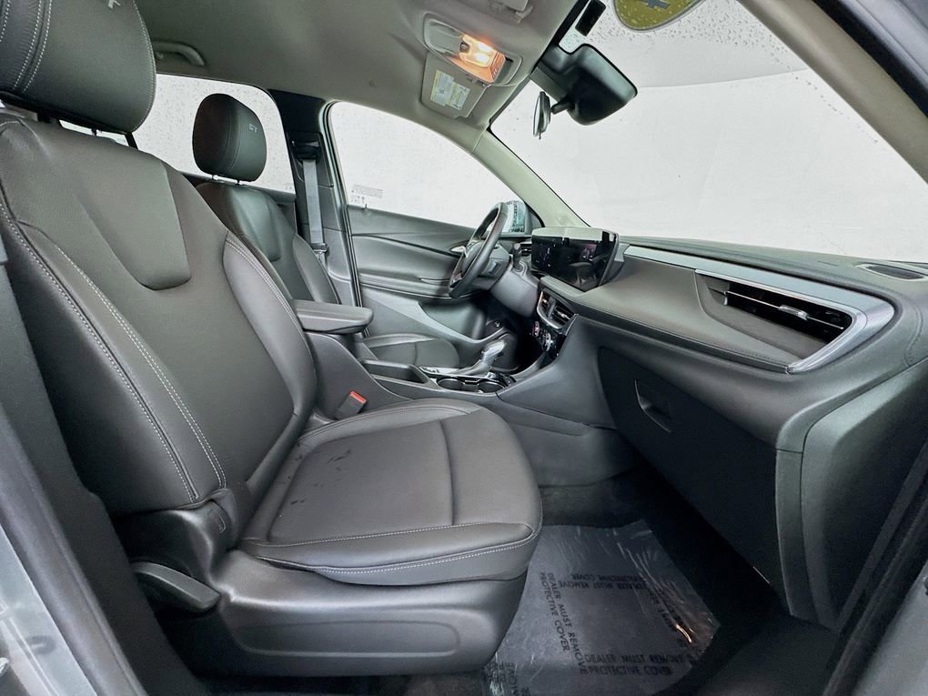Used 2024 Buick Encore GX Sport Touring w/ Comfort Package FWD image 30