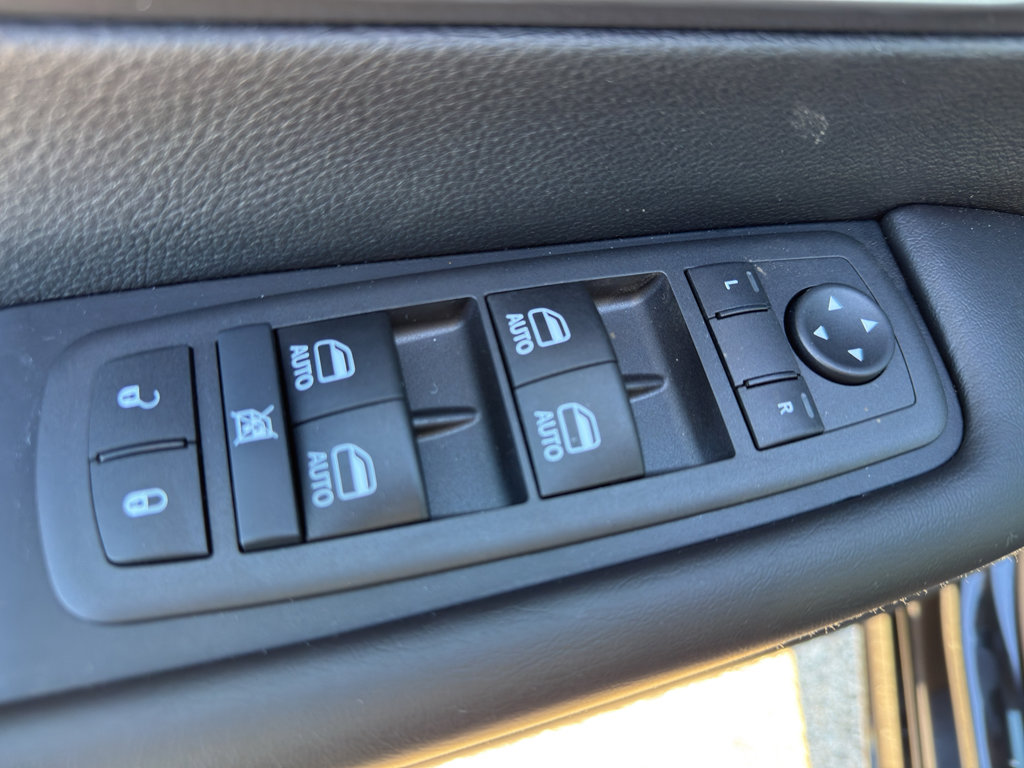 New 2026 Chrysler Voyager LX FWD image 11