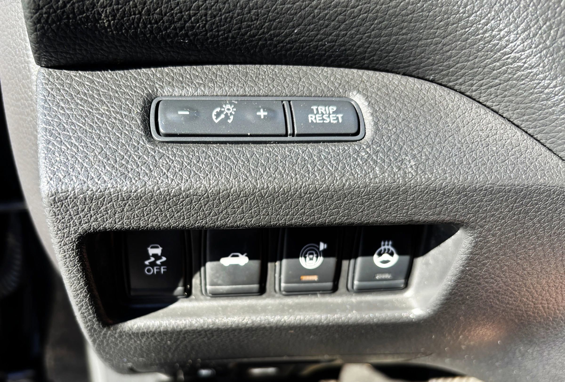 Used 2013 Nissan Altima 3.5 SL w/ Technology Pkg image 16