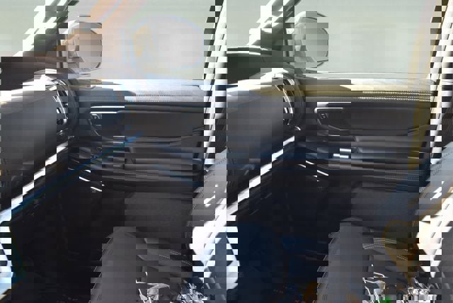 New 2025 Ford Expedition Platinum w/ Stealth Performance Package image 14