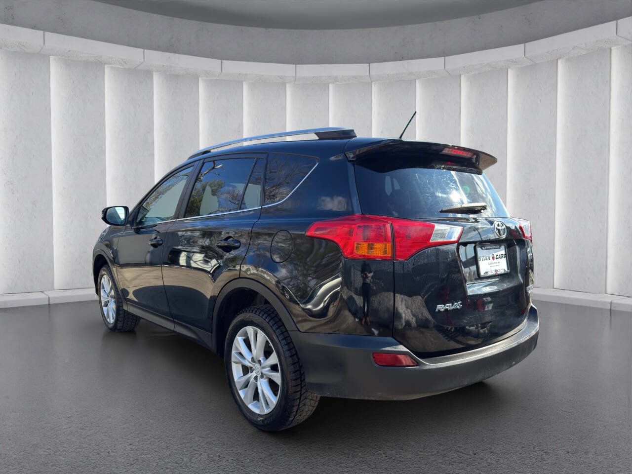 Used 2014 Toyota RAV4 Limited image 3