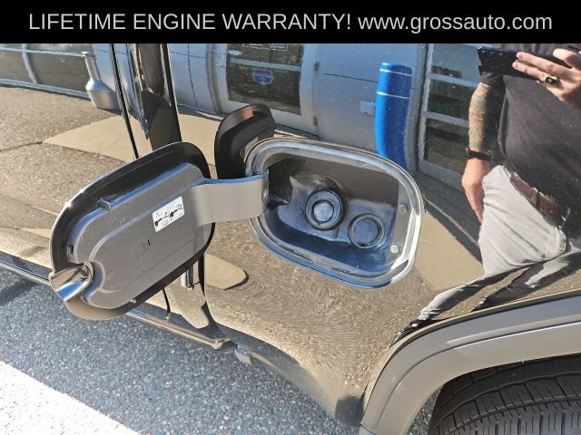 Used 2024 GMC Sierra 1500 Elevation w/ Preferred Package AWD/4WD image 12