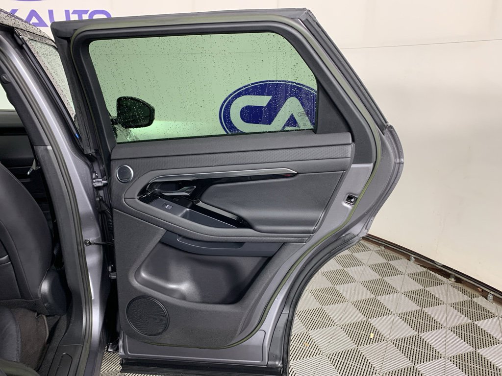 Used 2023 Land Rover Range Rover Evoque S image 36