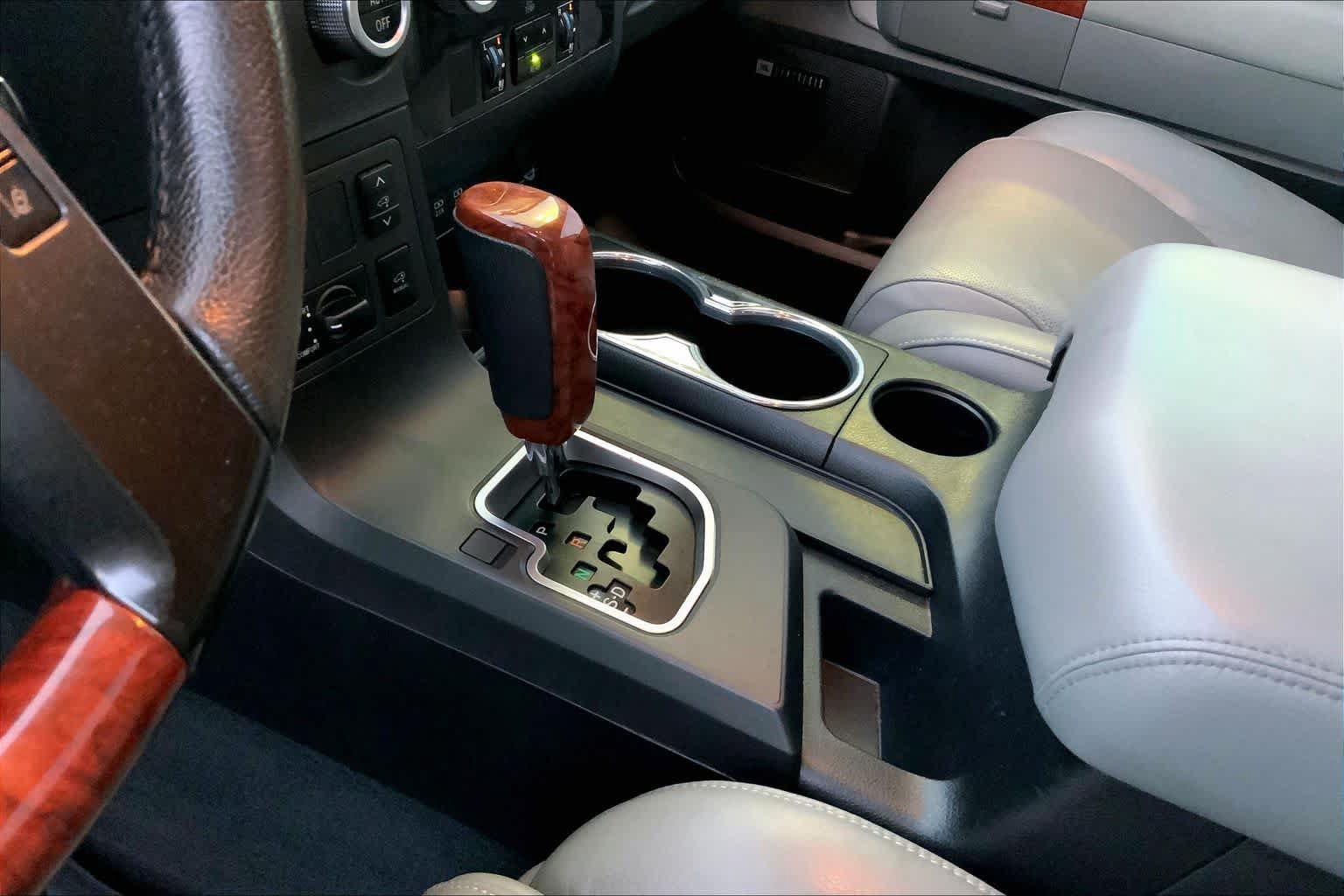 Used 2020 Toyota Sequoia Platinum RWD image 15