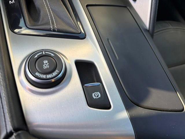 Used 2015 Chevrolet Corvette Stingray Coupe RWD image 27
