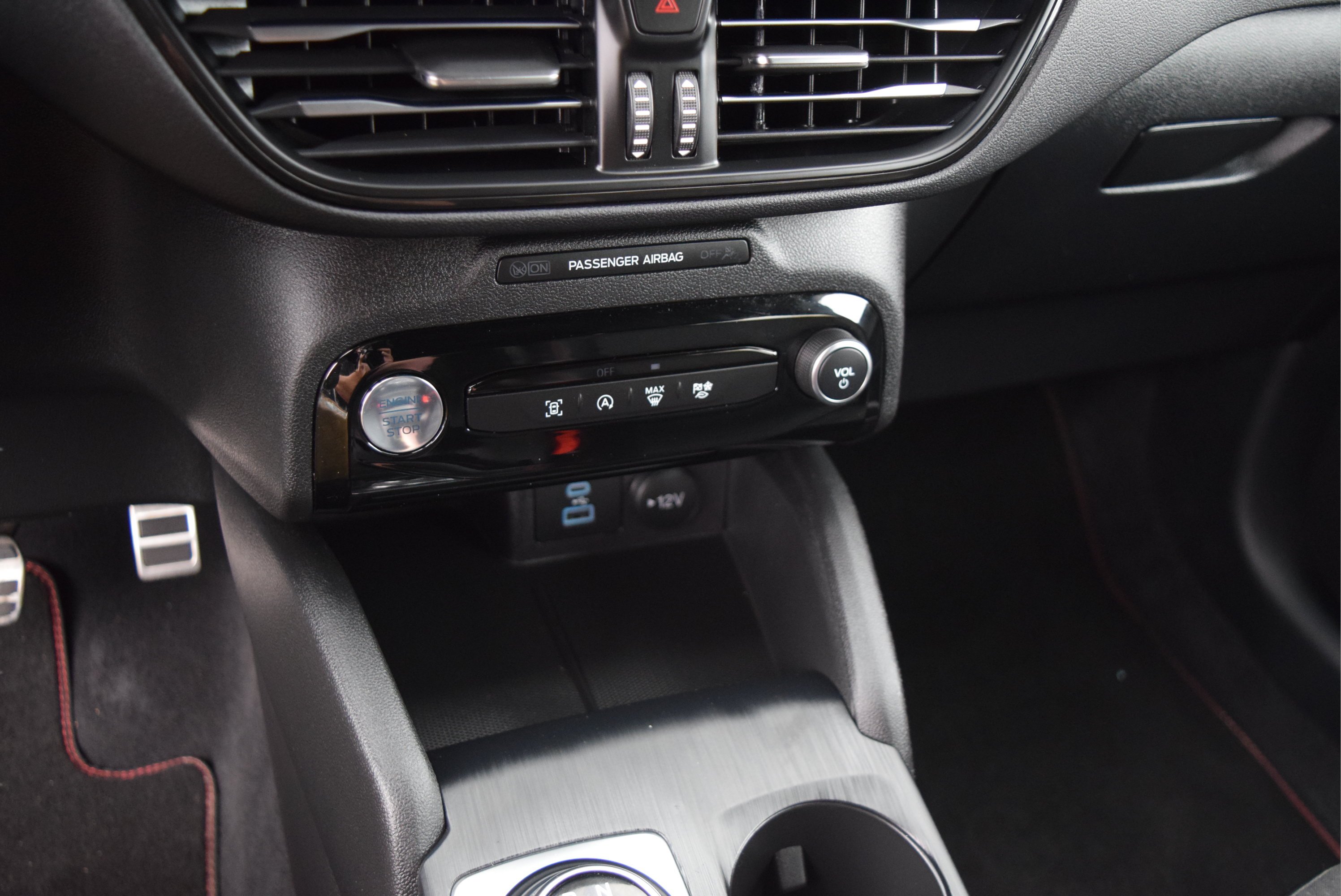 Used 2023 Ford Escape ST-Line AWD/4WD image 13