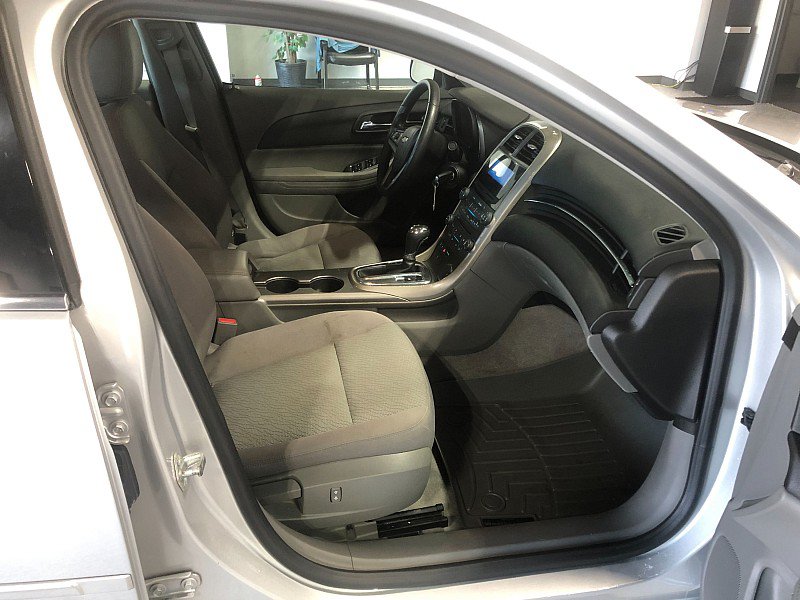 Used 2013 Chevrolet Malibu LS w/ Protection Package FWD image 16