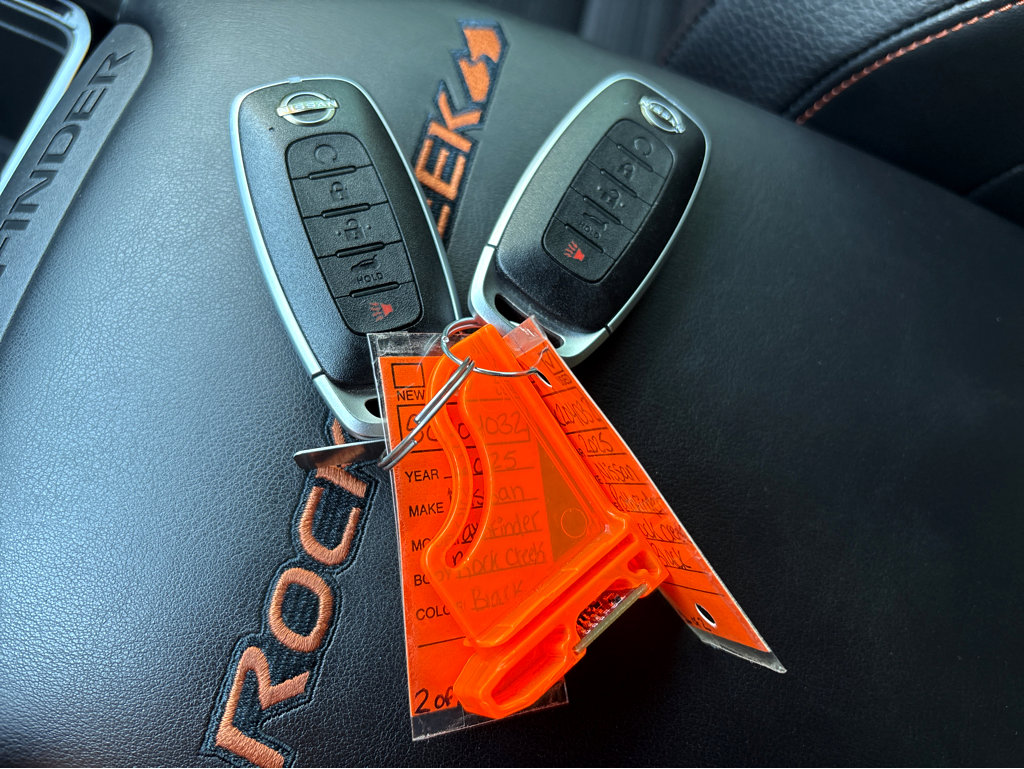 Used 2025 Nissan Pathfinder Rock Creek image 29