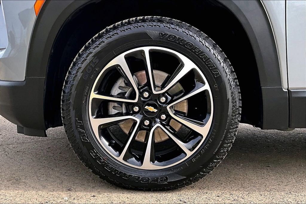 Used 2024 Chevrolet TrailBlazer LT w/ Convenience Package image 12