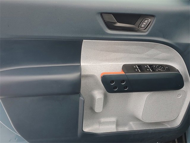 Used 2023 Ford Maverick XLT image 14