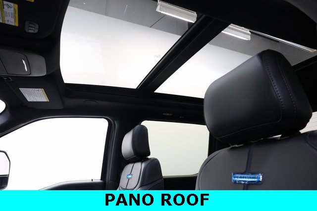 Used 2025 Ford F450 Platinum w/ FX4 Off-Road Package image 21