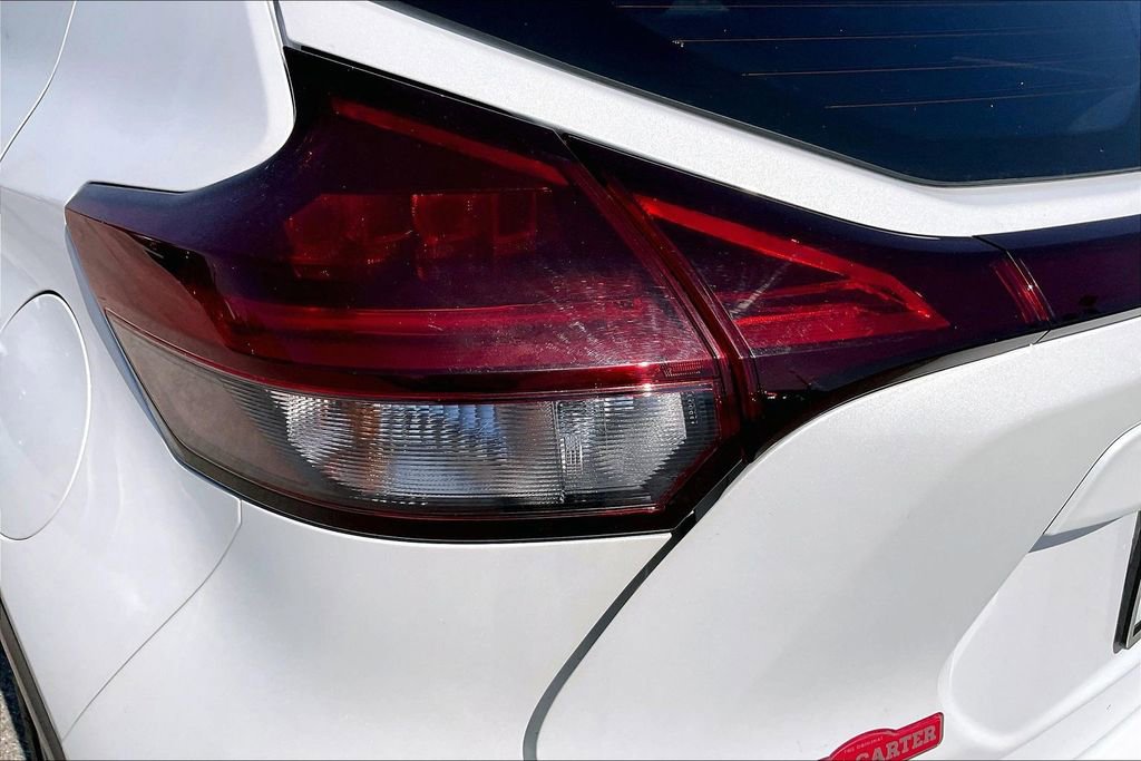 Used 2024 Nissan Kicks SV image 20