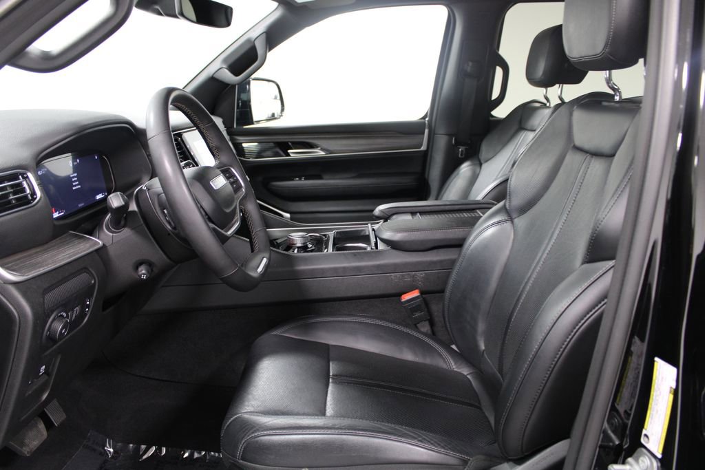 Used 2024 Jeep Wagoneer Series II image 21