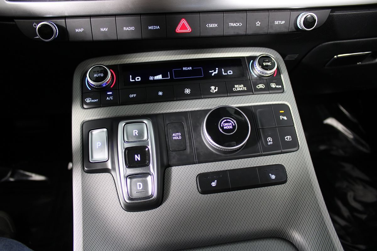Used 2025 Hyundai Palisade SEL FWD image 21