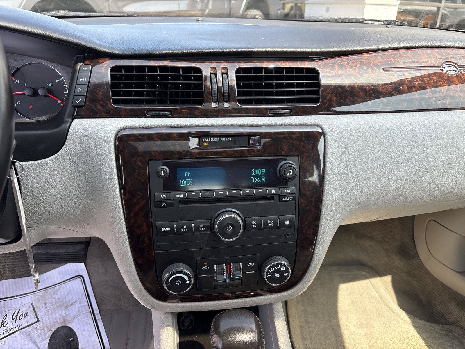 Used 2014 Chevrolet Impala LT w/ LT Sunroof Package FWD image 20