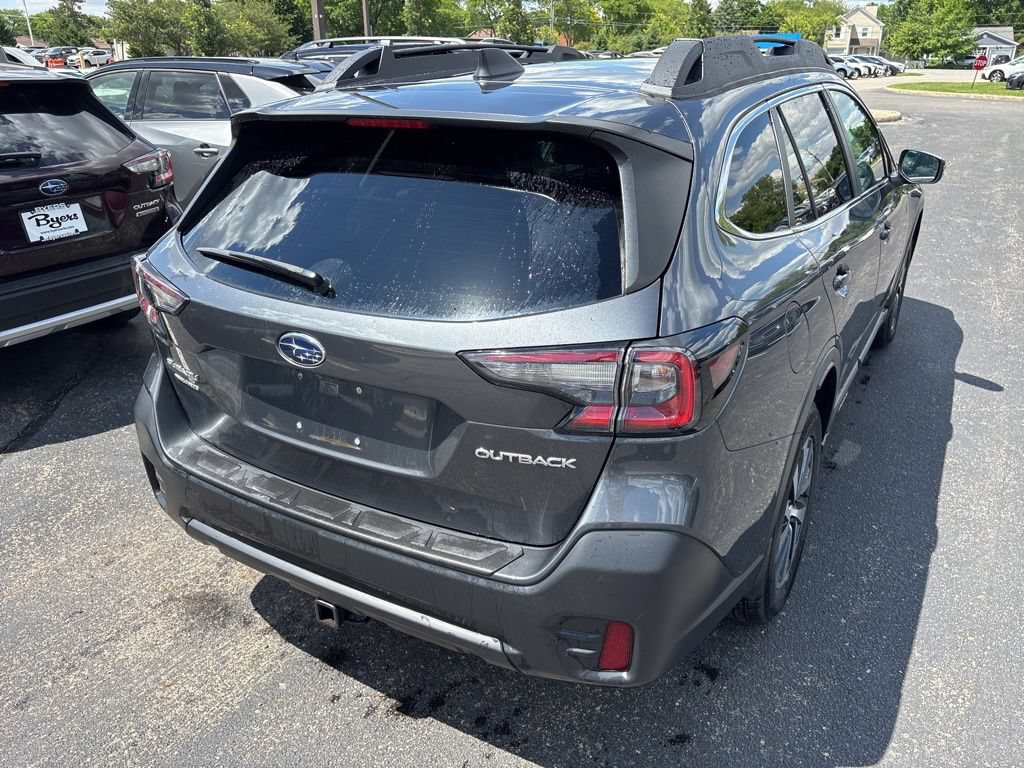 Certified 2022 Subaru Outback Premium AWD/4WD image 3