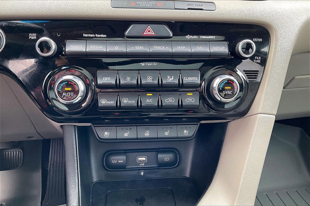 Certified 2022 Kia Sportage EX w/ EX Technology Package image 32