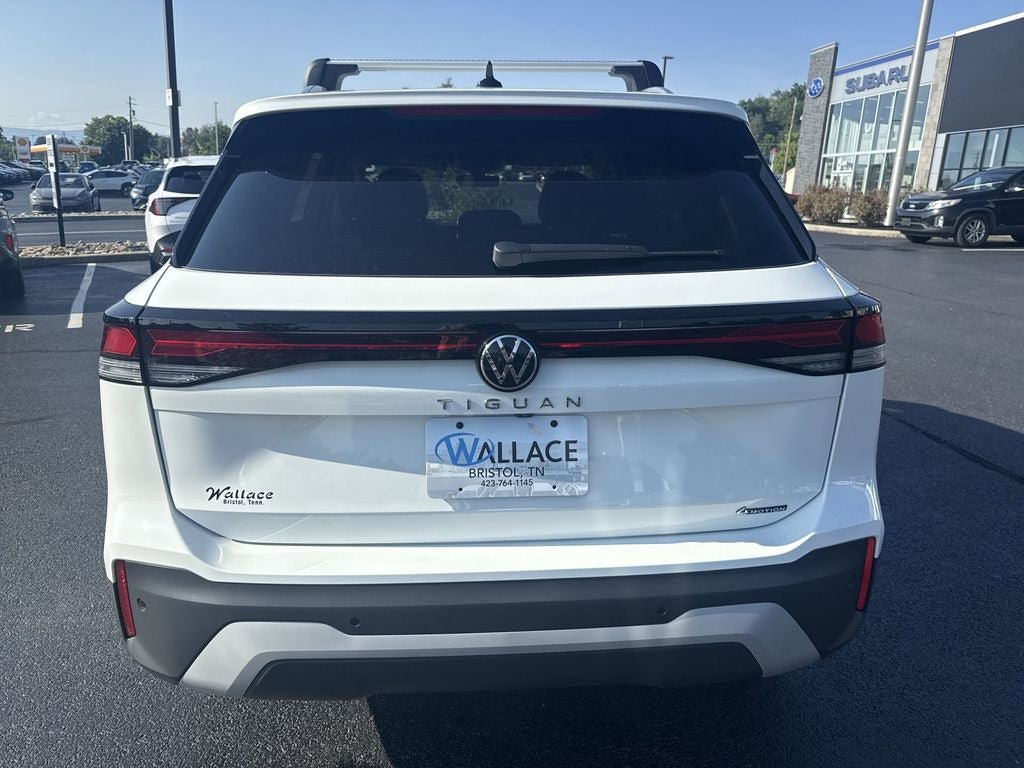 New 2025 Volkswagen Tiguan S AWD/4WD image 5