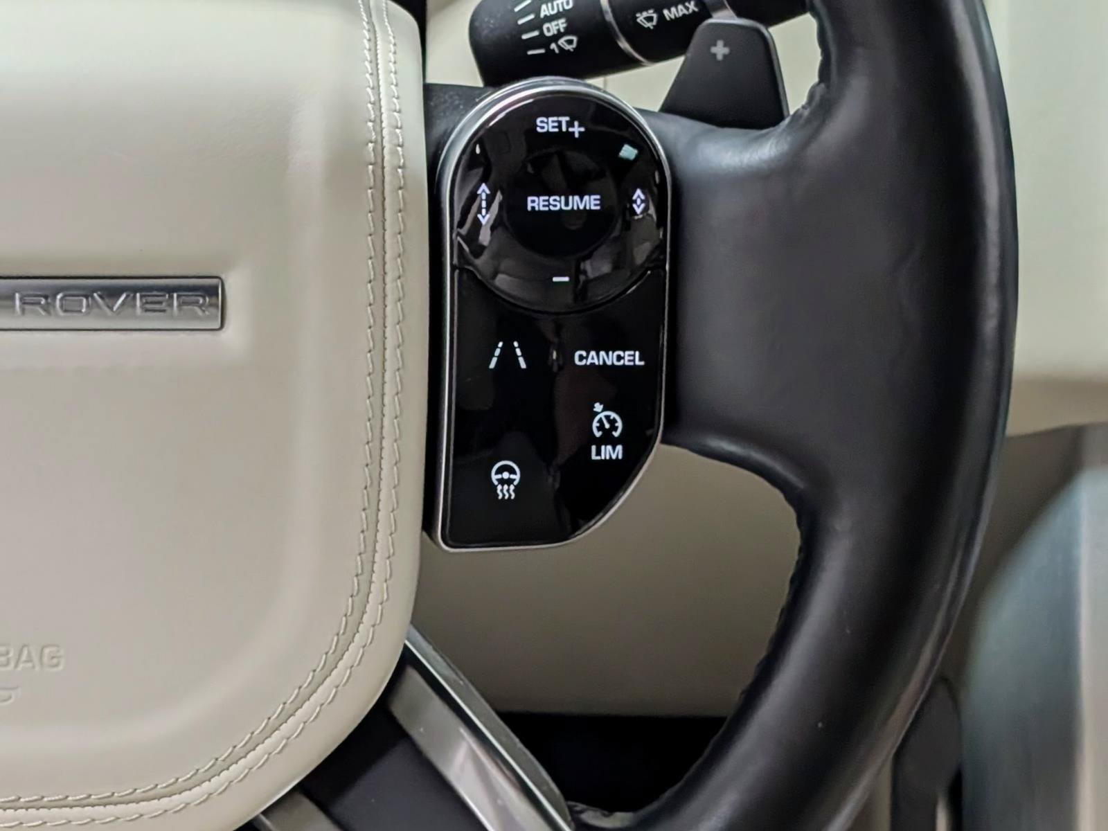 Used 2020 Land Rover Range Rover HSE AWD/4WD image 33