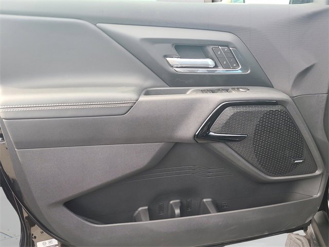 New 2026 Chevrolet Silverado EV LT image 15
