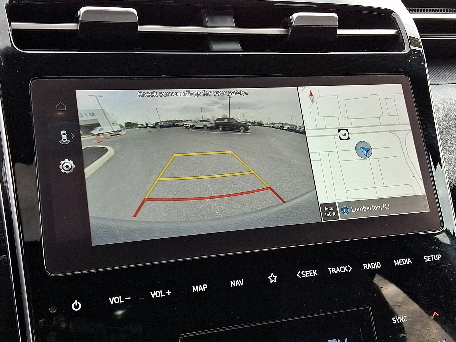 Used 2023 Hyundai Santa Cruz SEL Premium image 20