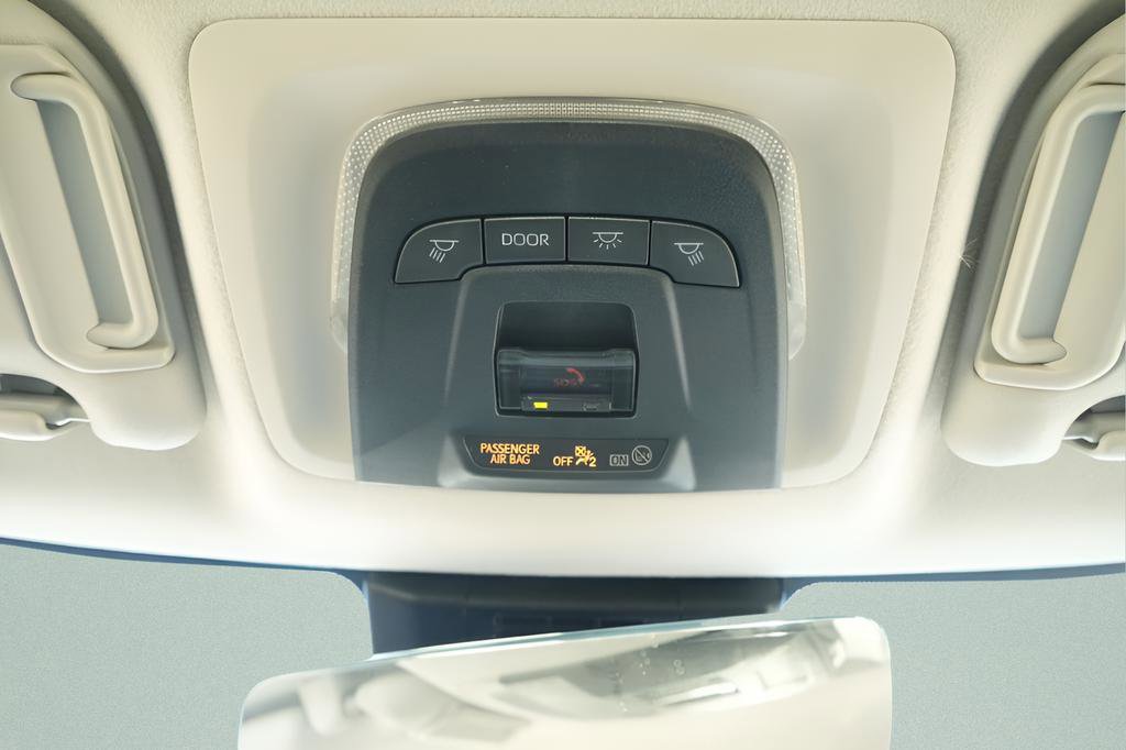 Used 2024 Toyota Corolla XLE image 19