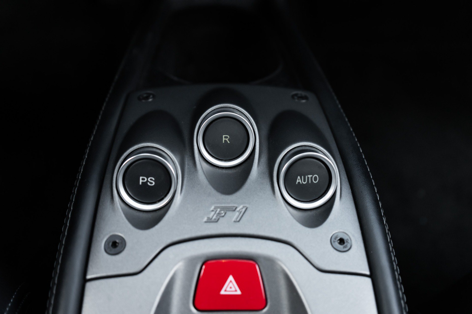 Used 2013 Ferrari 458 Italia Coupe RWD image 23