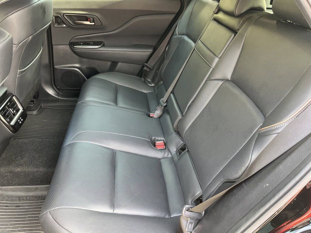 Used 2025 Toyota Crown Signia Limited image 19