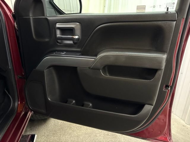 Used 2017 Chevrolet Silverado 1500 LT w/ All Star Edition AWD/4WD image 22