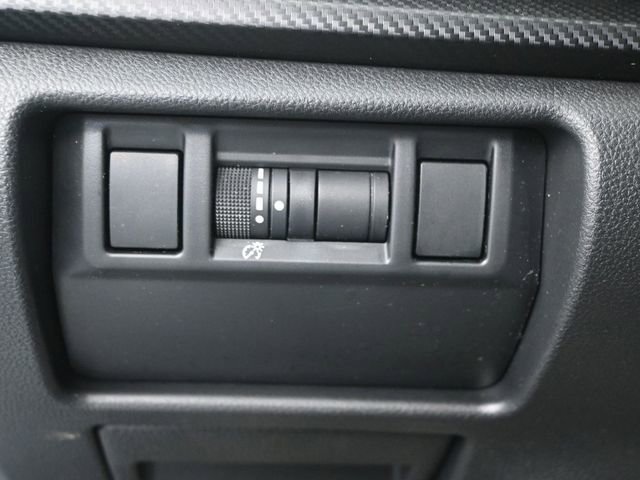 Used 2024 Subaru Crosstrek 2.0i image 8