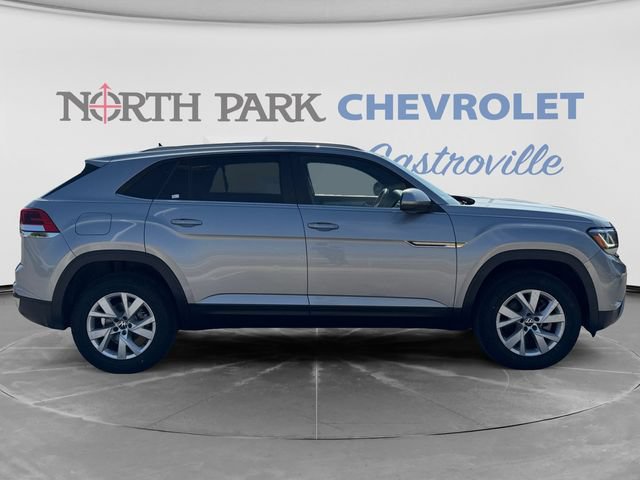Used 2020 Volkswagen Atlas Cross Sport S FWD image 2