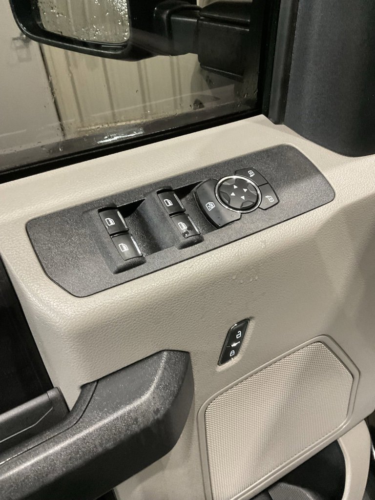 Used 2019 Ford F250 XL w/ STX Appearance Package image 7