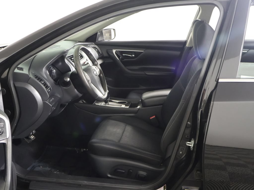 Used 2018 Nissan Altima 2.5 SV FWD image 21