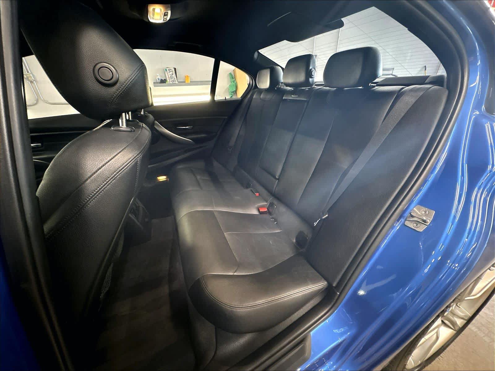 Used 2013 BMW 328i Sedan RWD image 25