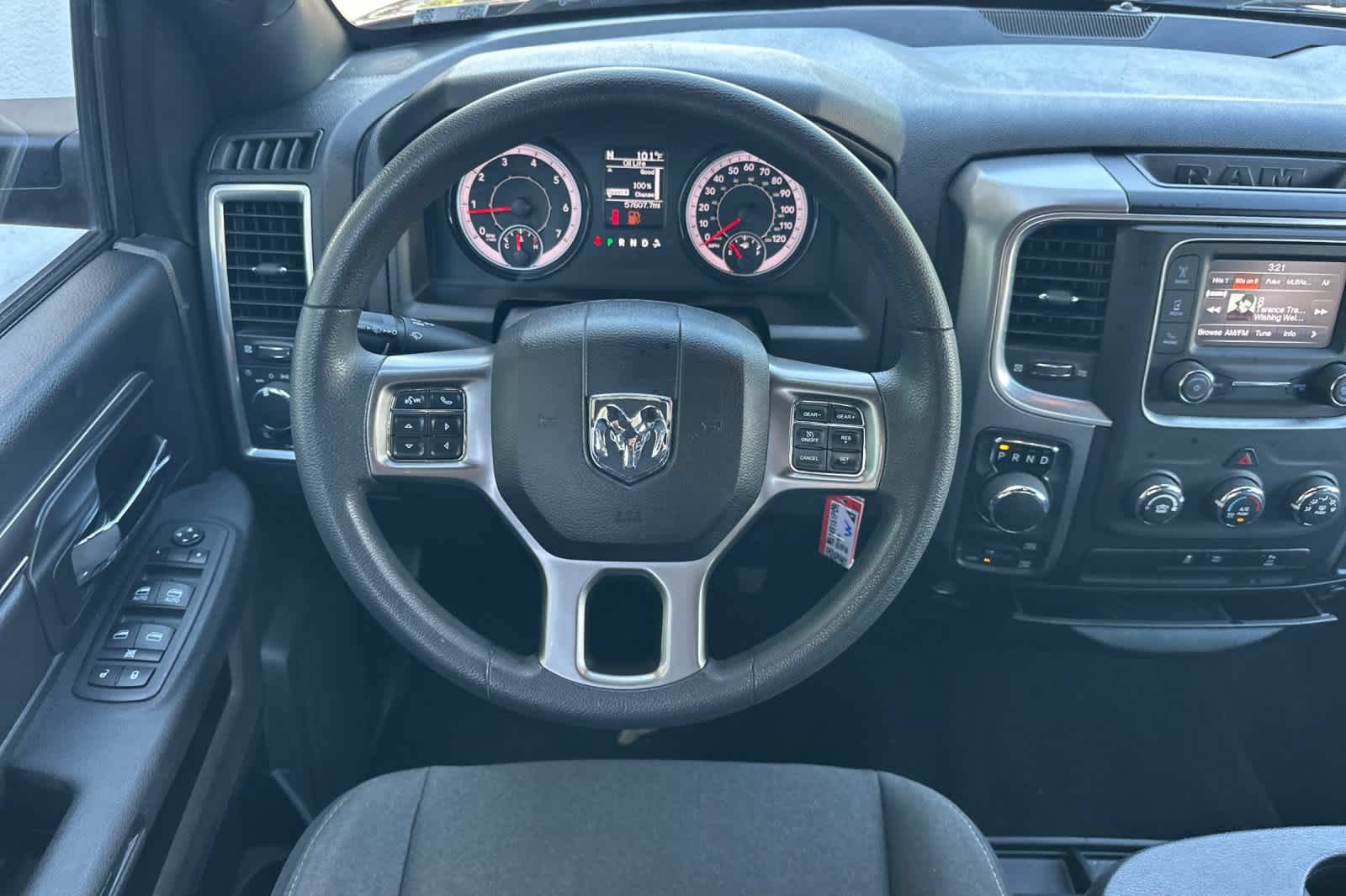 Used 2024 RAM 1500 Warlock AWD/4WD image 15