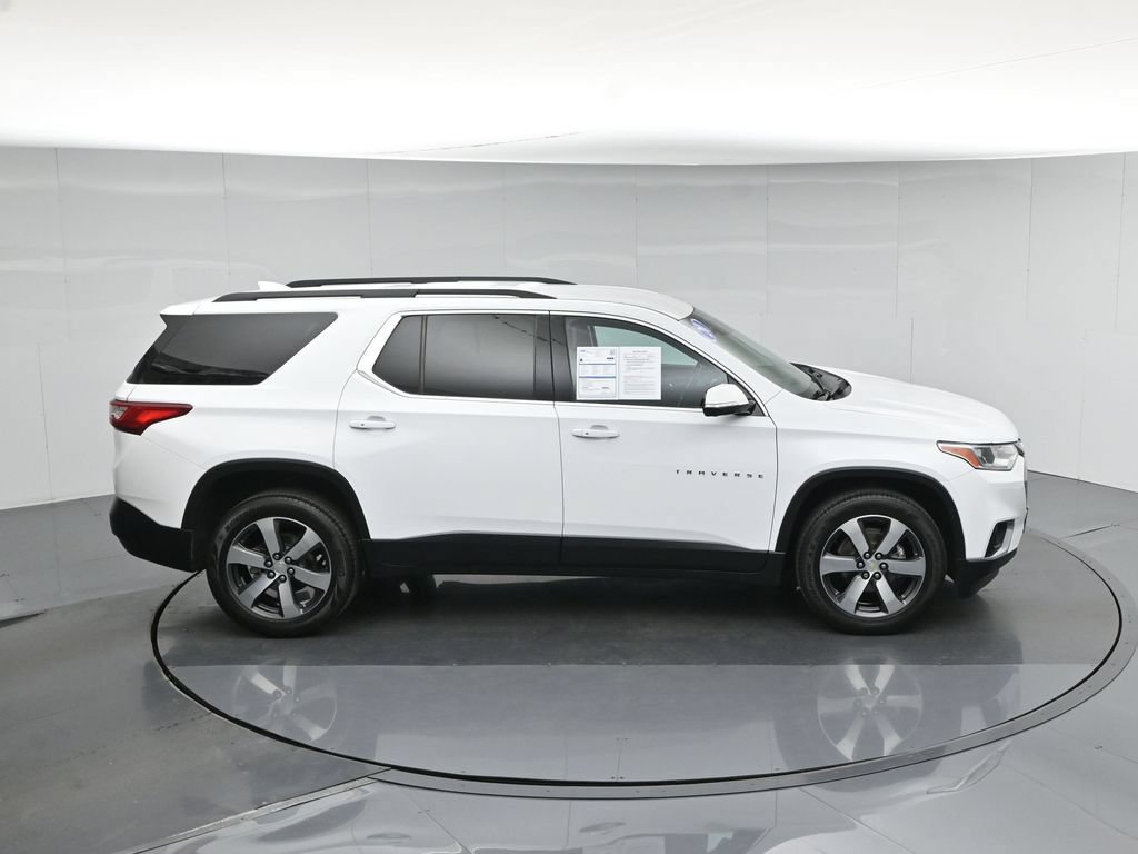 Used 2020 Chevrolet Traverse LT w/ LT Premium Package FWD image 41