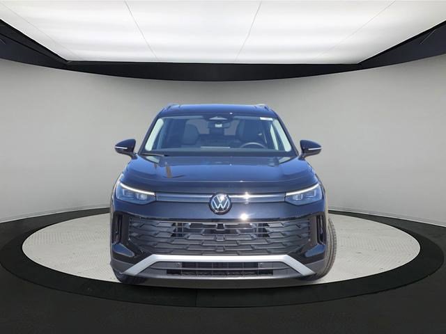 New 2026 Volkswagen Tiguan SE FWD image 2