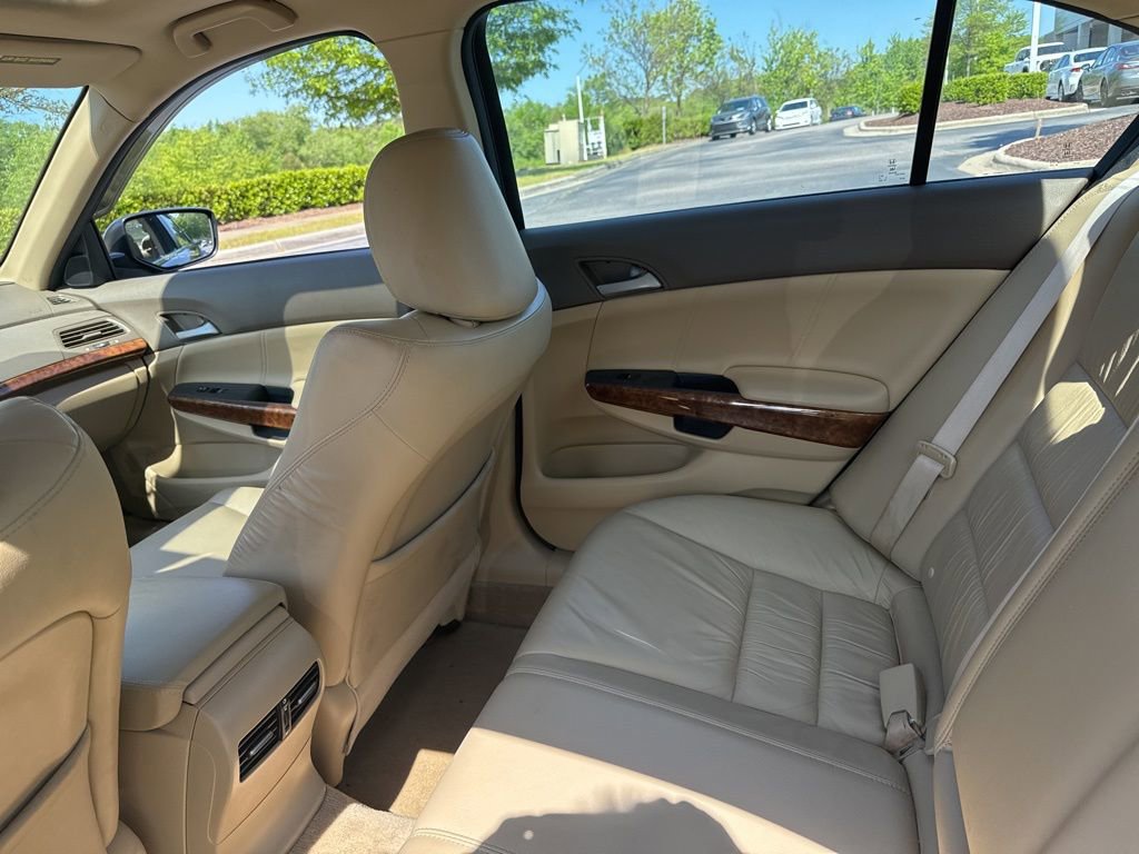 Used 2010 Honda Accord EX-L image 9