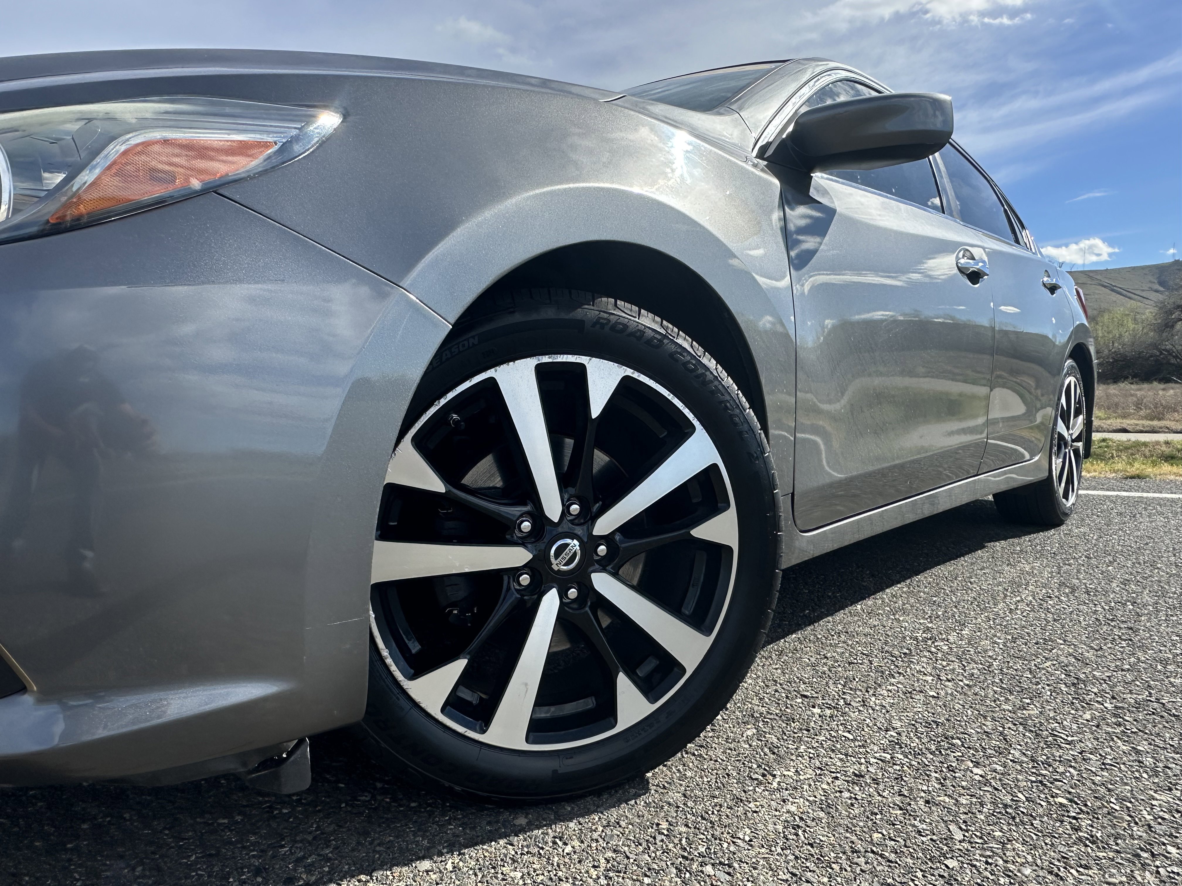 Used 2018 Nissan Altima 2.5 SR FWD image 2